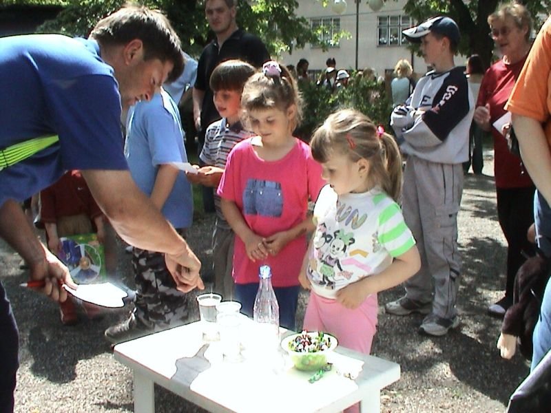 detsky_den_2004_13.jpg