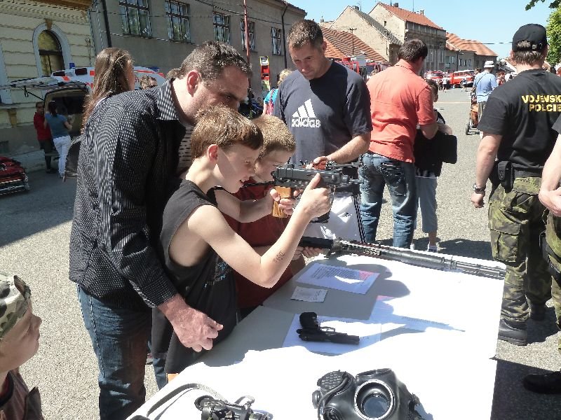 den_deti_2010_08.jpg
