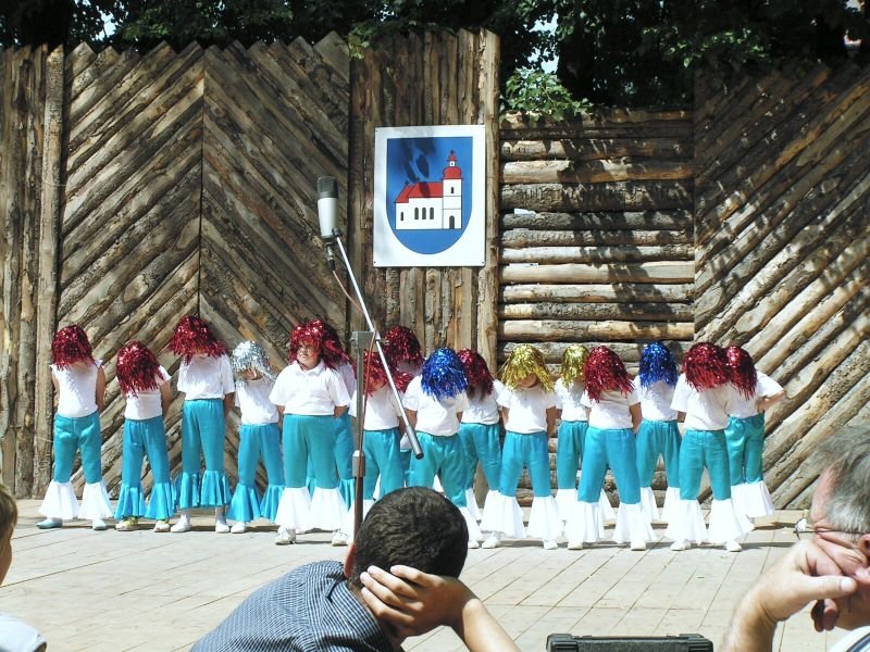 kostelce_2005_010.jpg