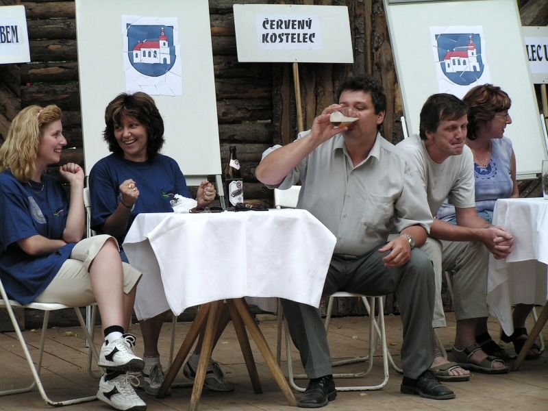 kostelce_2005_056.jpg