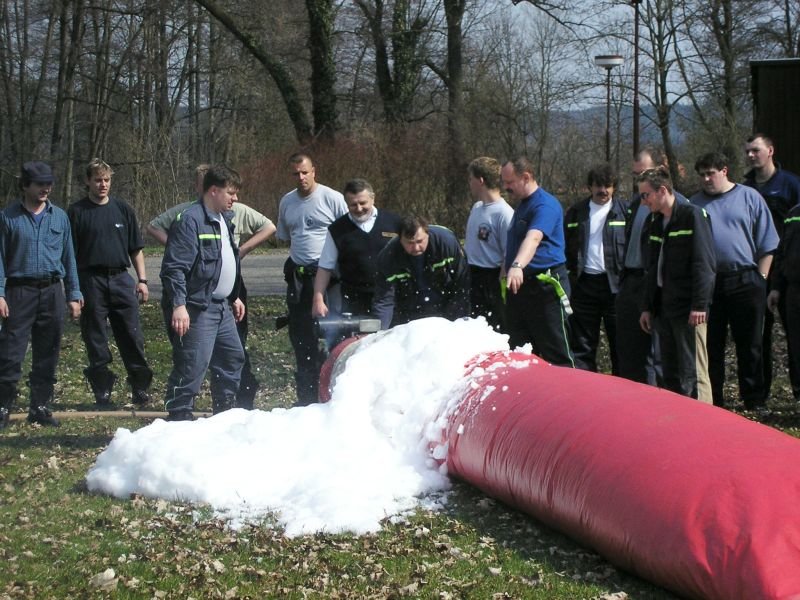 policany_2005_18.jpg