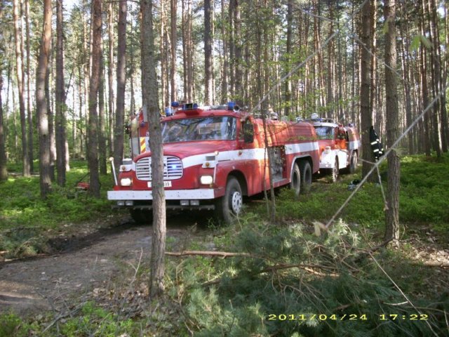 pozar_zelizy_24042011_02.jpg